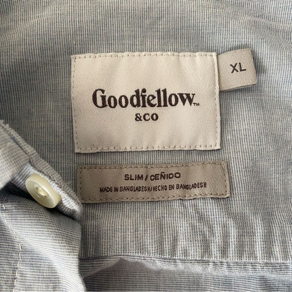 Chambray Short Sleeve Button Up - Picture 2 of 5